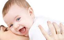 احذري عادات خطيرة ومضرة للطفل الرضيع