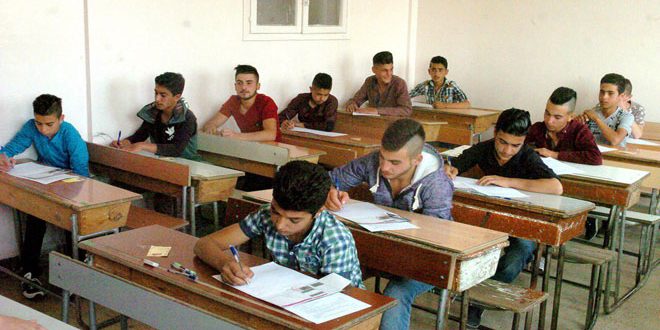 بدء اول امتحان لشهادة التعليم الاساسي 2017 في سوريا 